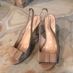 Gorgeous Kate Spade slingback heels, tan, 9 (8.5)B